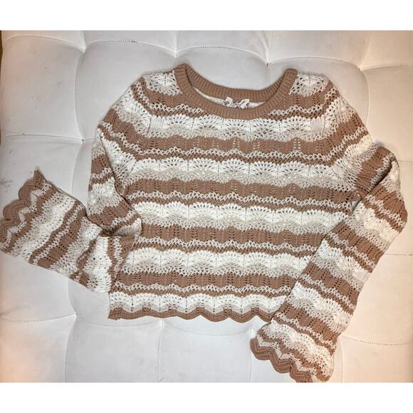 Hippie Rose Junior/Women's two piece tan and white knit lounge set size M - Picture 2 of 15